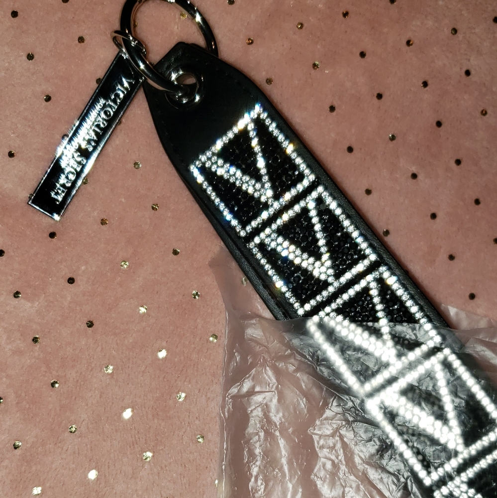 NEW VICTORIA SECRET Rhinestone keychain (2) available